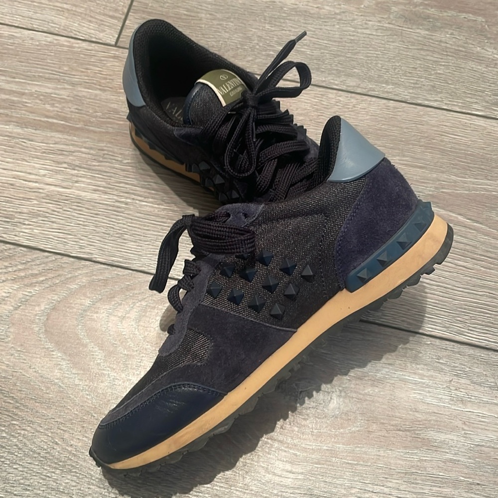Valentino tennis shoes size 7. Worn once.